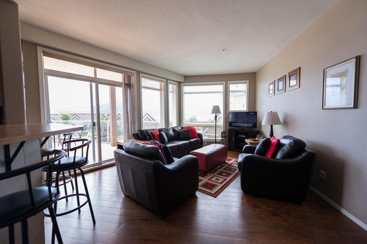 Kelowna Discovery Luaran gambar