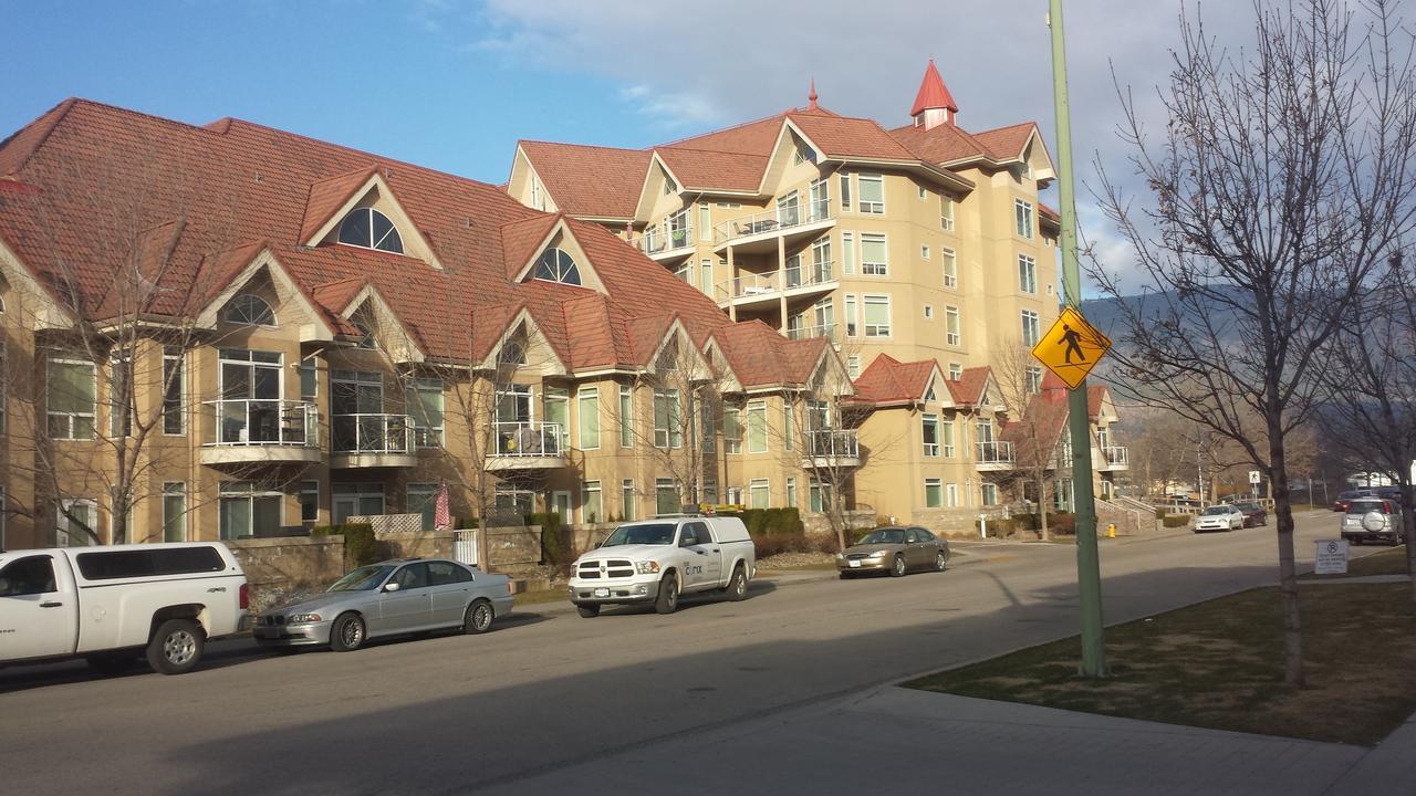 Kelowna Discovery Luaran gambar